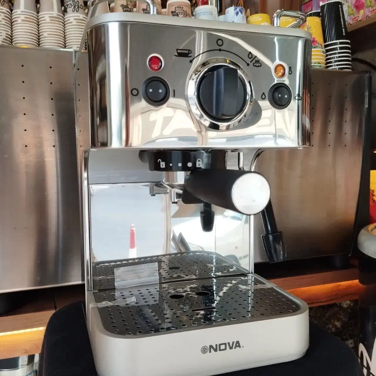 اسپرسوساز نوا اصلی ۱۴۹ / اسپرسو ساز لته کاپوچینو|سماور، چایساز، قهوهساز|تهران, تهرانپارس شرقی|دیوار