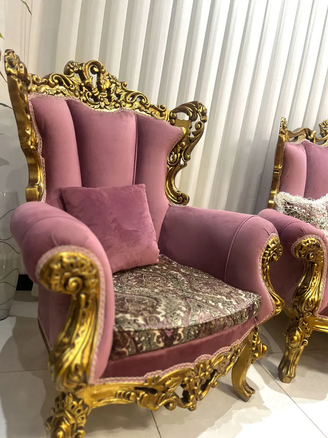 مبل سلطنتی و فرش فرهی|مبلمان خانگی و میز عسلی|ساری, |دیوار