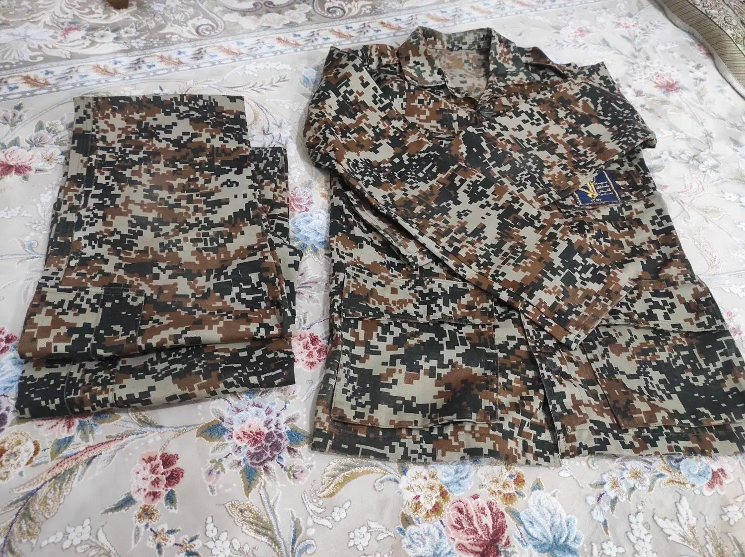 لباس بسیجی پسرانه|لباس|تربت جام, پاسداران|دیوار