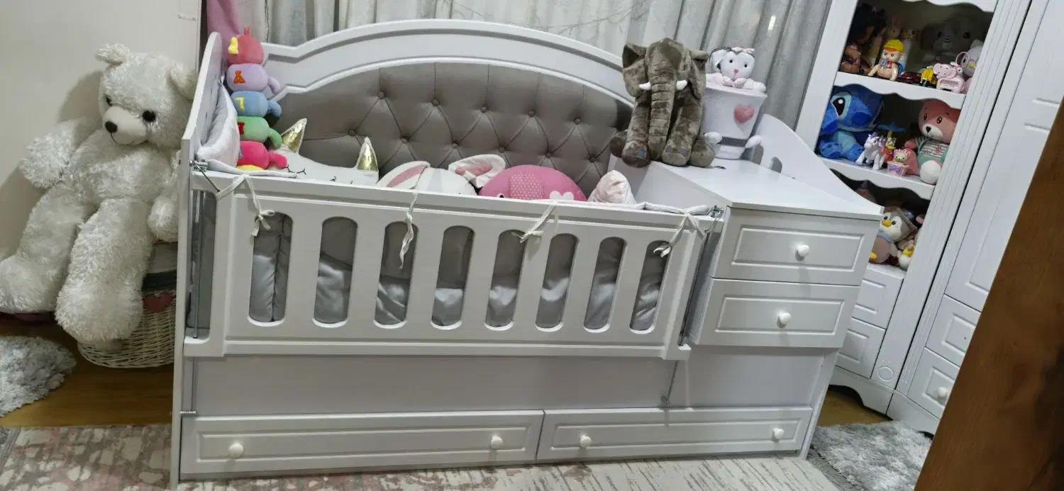 تخت و ویترین کودک|تخت و صندلی بچه|تهران, المهدی|دیوار