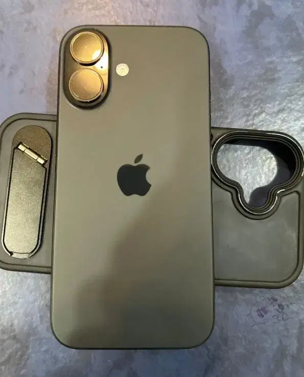 16 Normal|موبایل|سیرجان, |دیوار