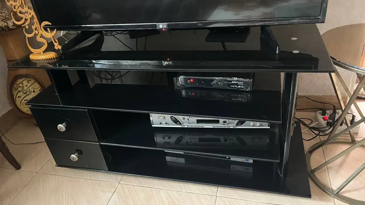 میز تلویزیون|میز تلویزیون|رشت, سلیمانداراب|دیوار