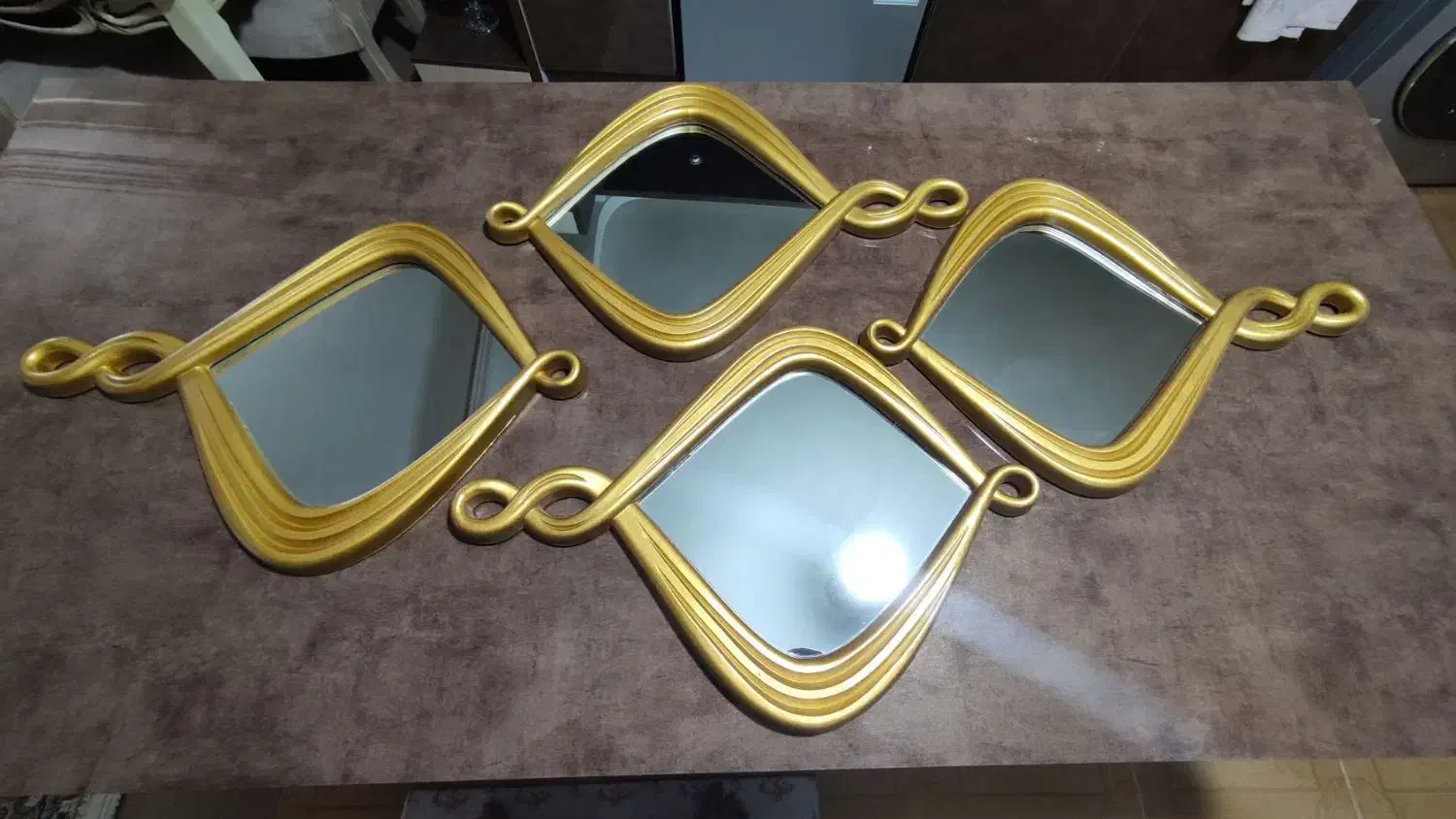 آینه دکوراتیو طلایی|آینه|الوند, |دیوار