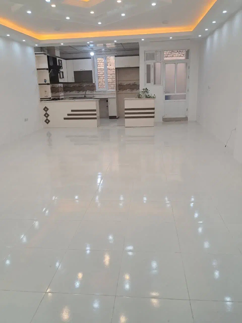 همکف 110متری حکمت شمالی|اجارهٔ آپارتمان|قم, حقیقت|دیوار