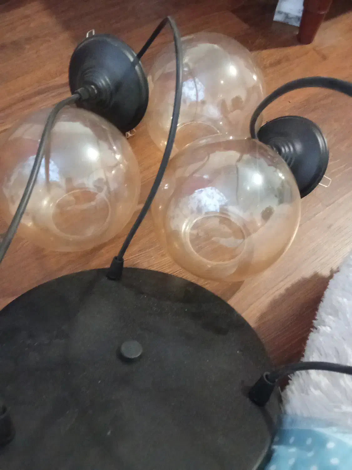 لوستر خارجی با سه حباب|لوستر و چراغ آویز|تهران, کامرانیه|دیوار