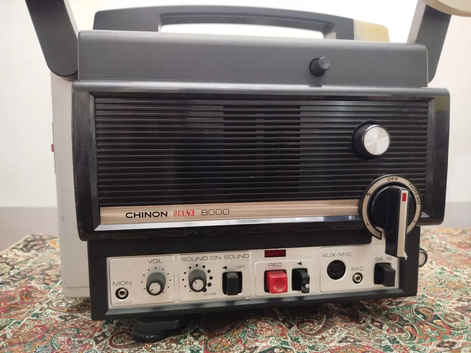 پروژکتور کمیاب chinon sound 8000|تلویزیون و پروژکتور|تهران, توحید|دیوار