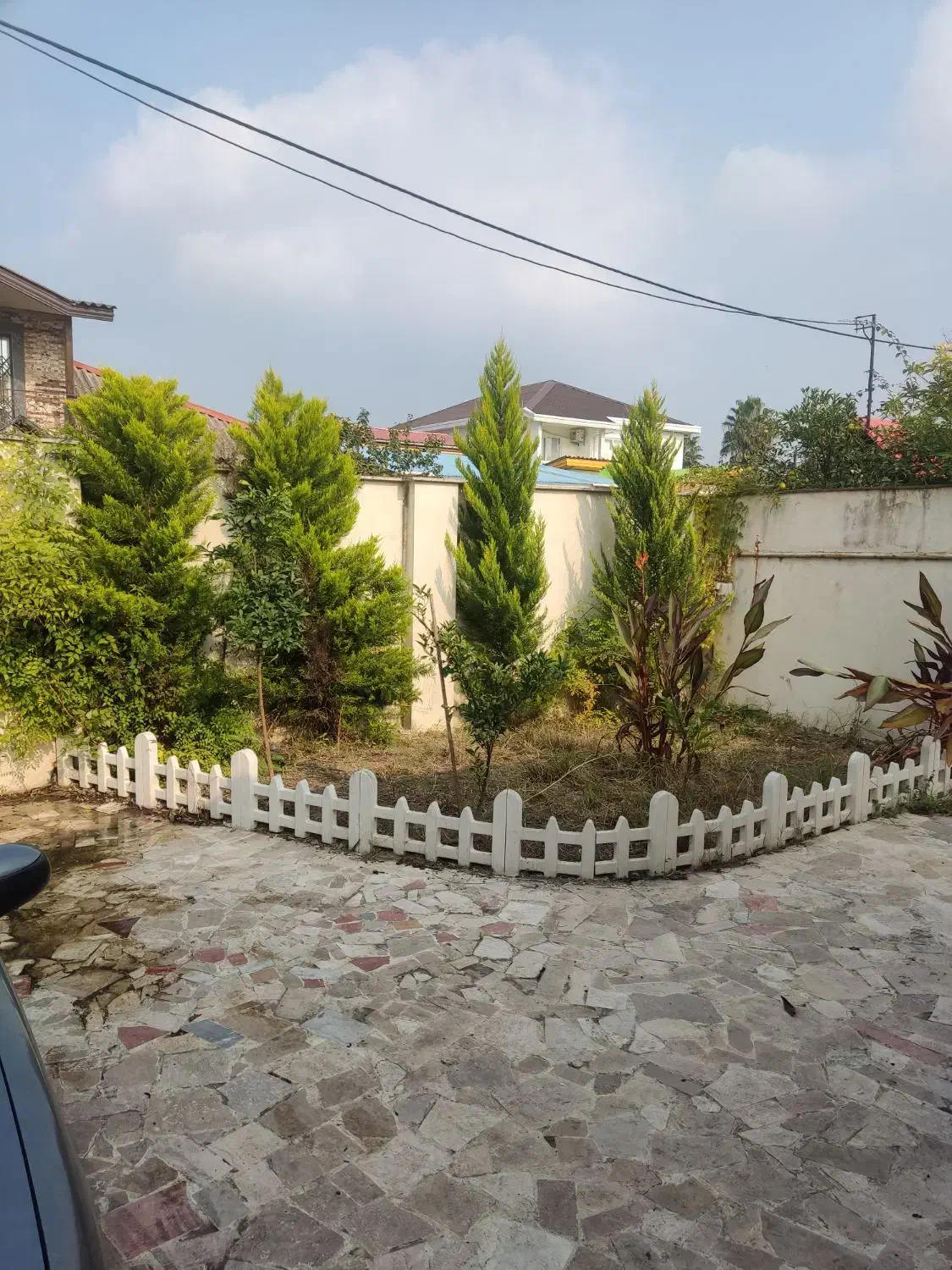 ویلا همکف دوخواب جنگلی (ناصری)|اجارهٔ خانه و ویلا|نور, |دیوار