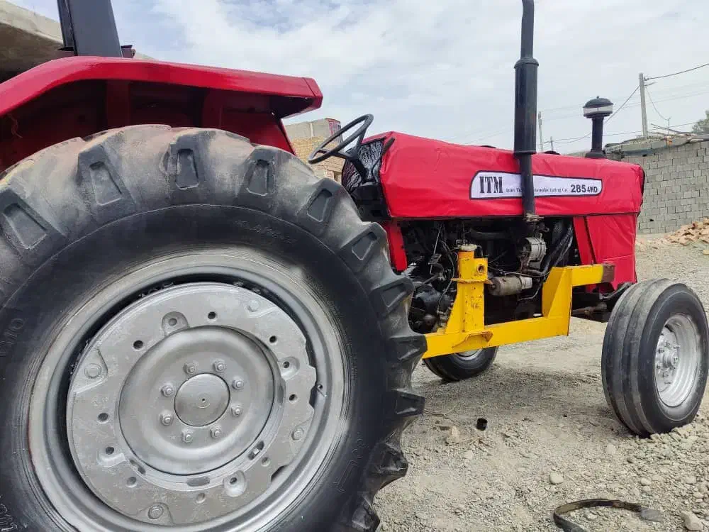 تراکتور فروشی ۲۸۵|خودرو سنگین|سراوان, |دیوار