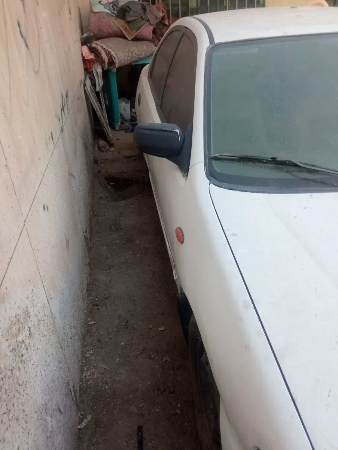 مزدا ۳۲۳  مدل ۷۸|خودرو سواری و وانت|زاهدان, |دیوار