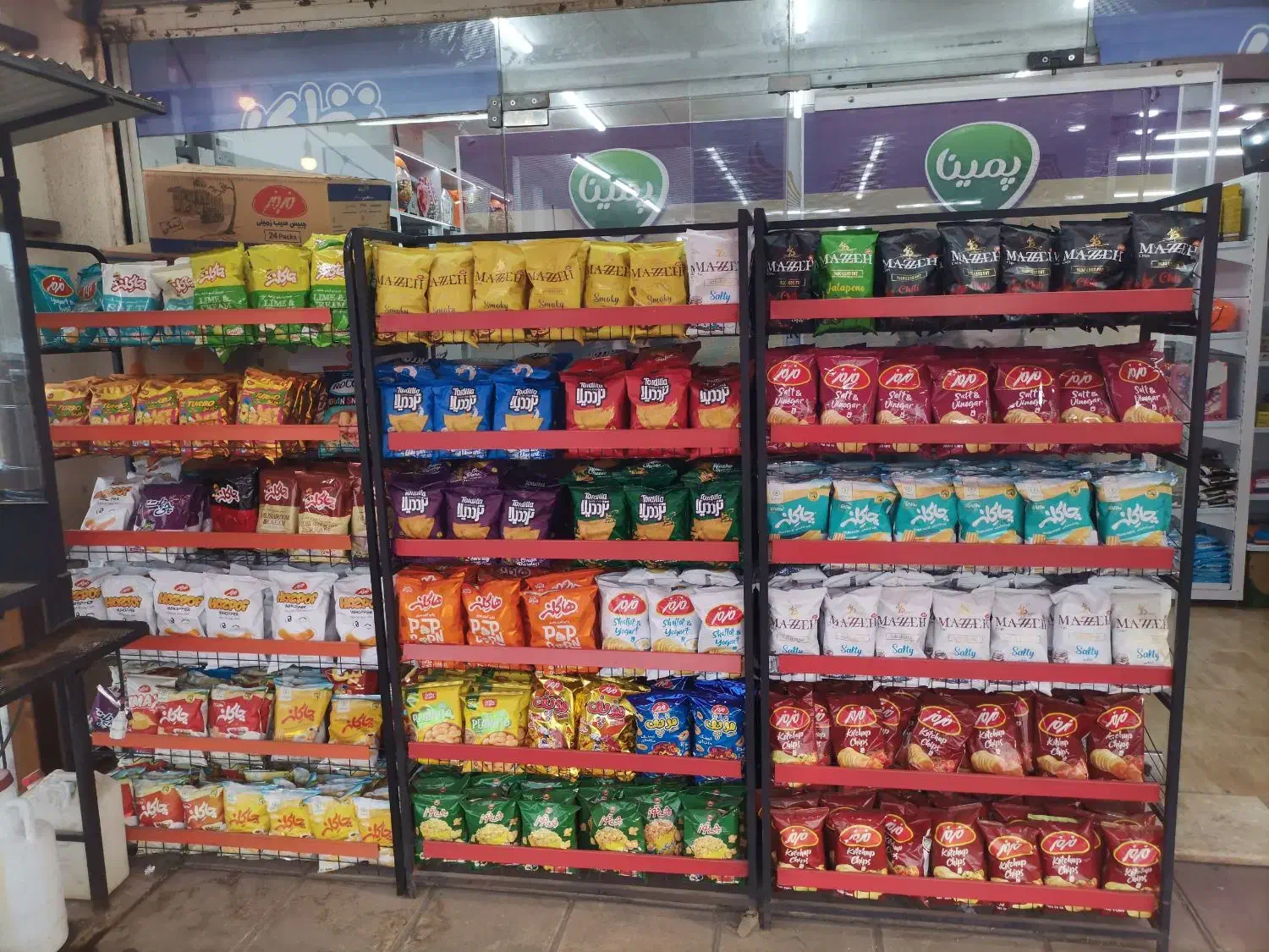 جذب نیرو و همکار در فروشگاه مواد غذایی|استخدام خدمات فروشگاه و رستوران|بندر انزلی, پاسداران|دیوار