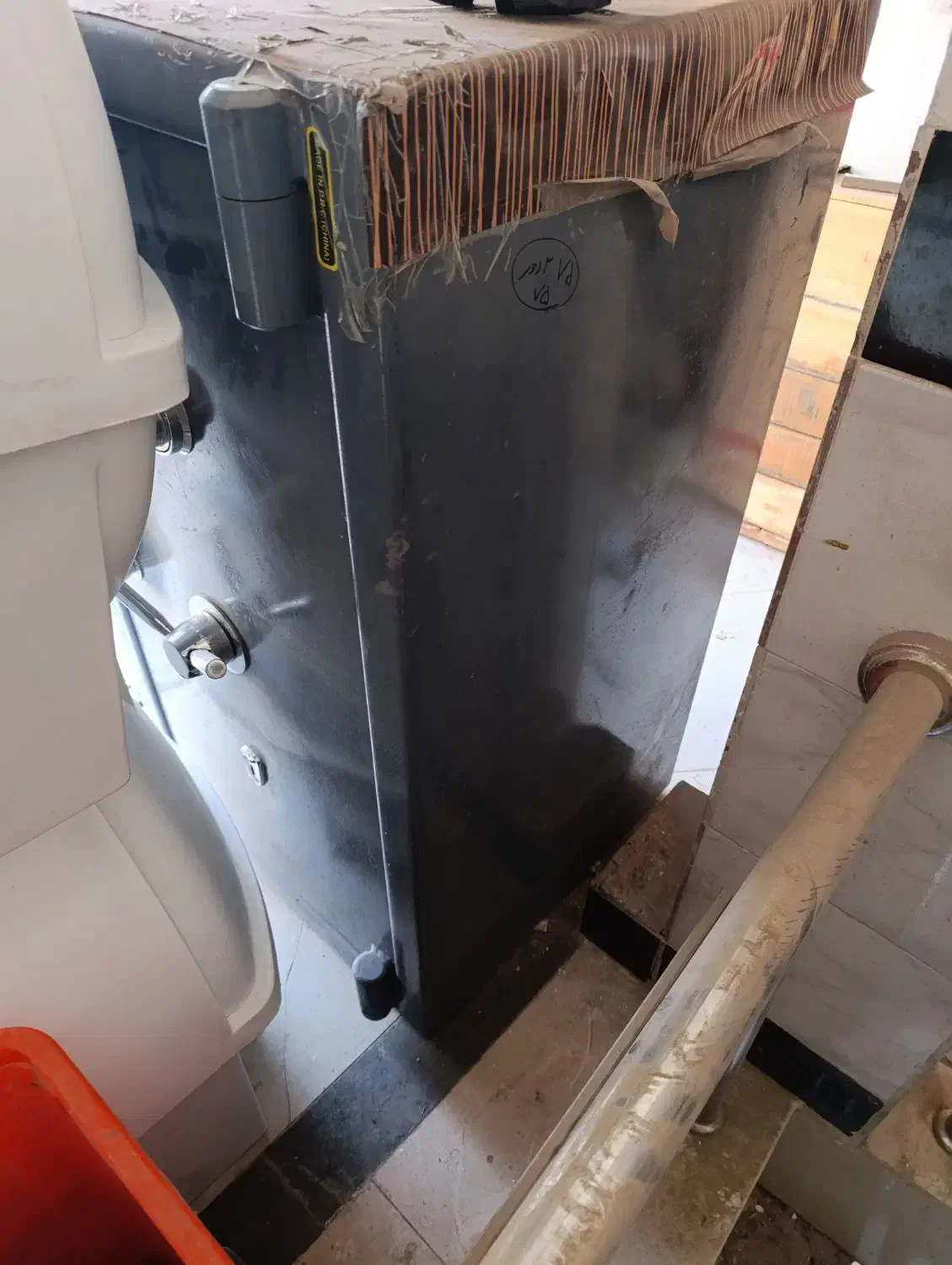 گاوصندوق 1/20*90|ابزارآلات|باخزر, |دیوار