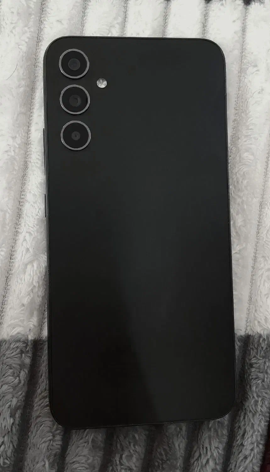 a34|موبایل|اصفهان, باغ دریاچه|دیوار