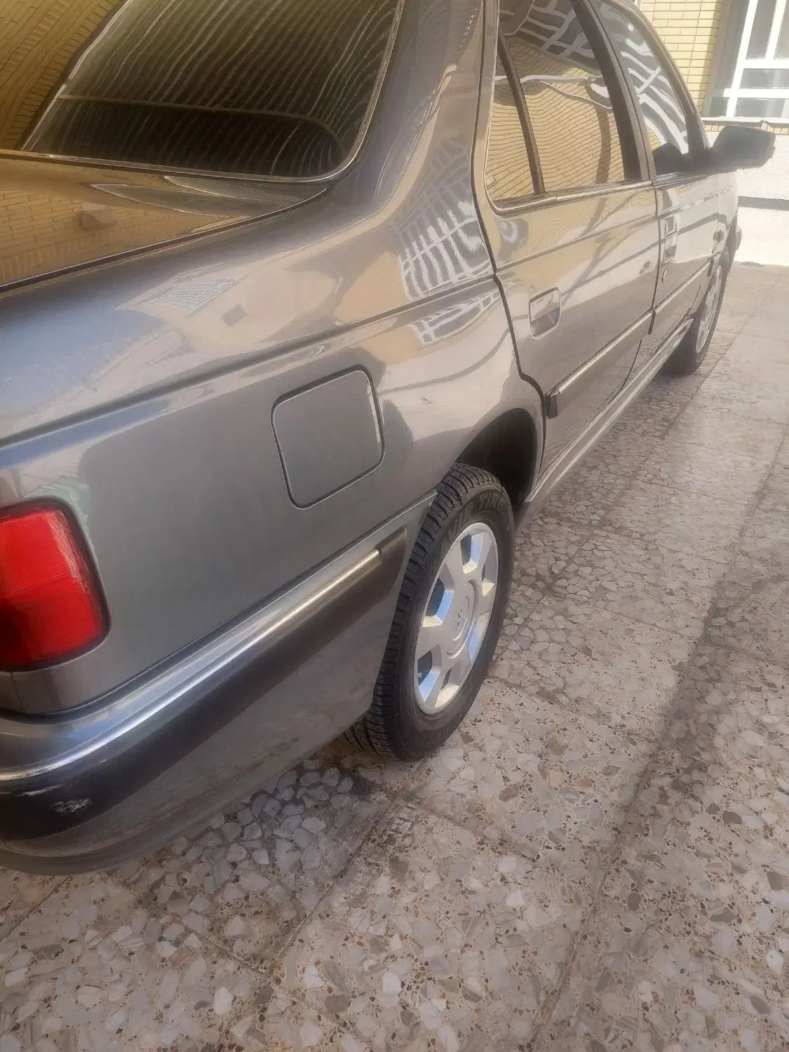 پژو پارس|خودرو سواری و وانت|شیراز, شریفآباد|دیوار