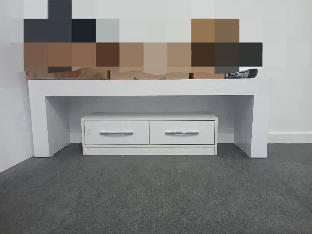 کمد کاملا سالمه هیچ مشکلی ندارد به علت کمبود جا|جاکفشی، کمد، دراور|رشت, ترمینال|دیوار