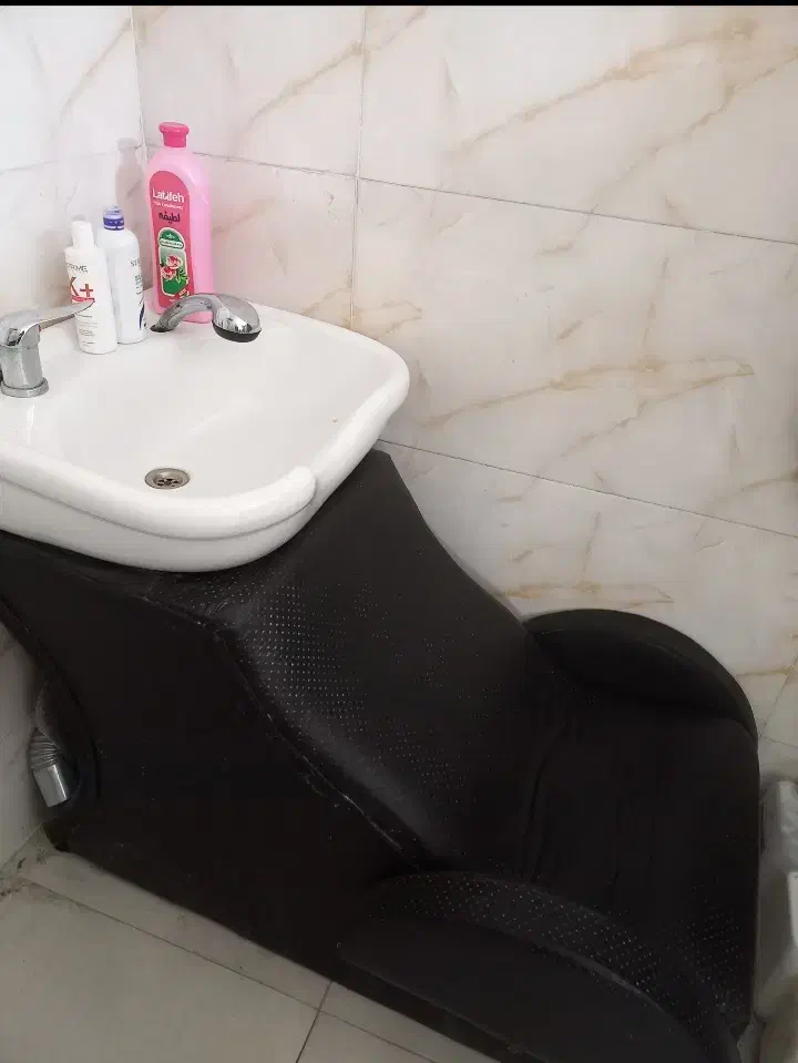 صندلی اصلاح|آرایشگاه و سالنهای زیبایی|پاکدشت, خاتون آباد|دیوار