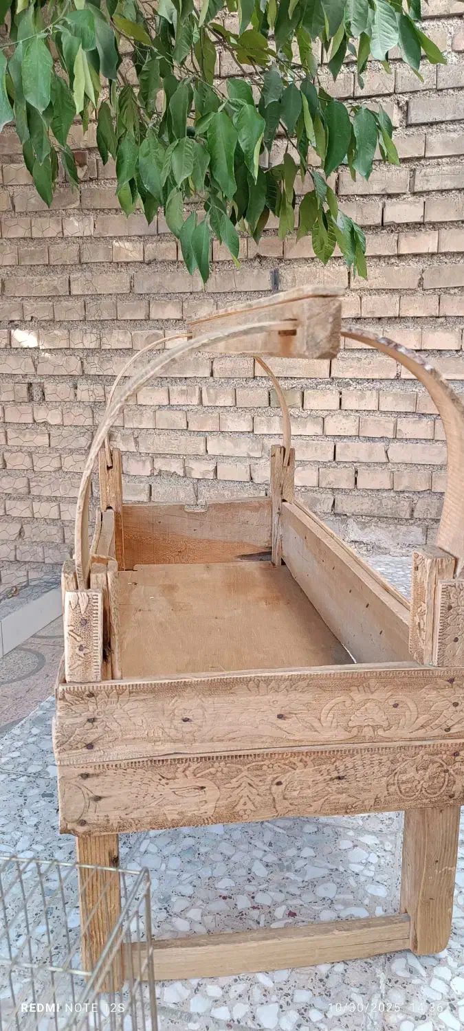 گهواره|تخت و صندلی بچه|ایذه, |دیوار