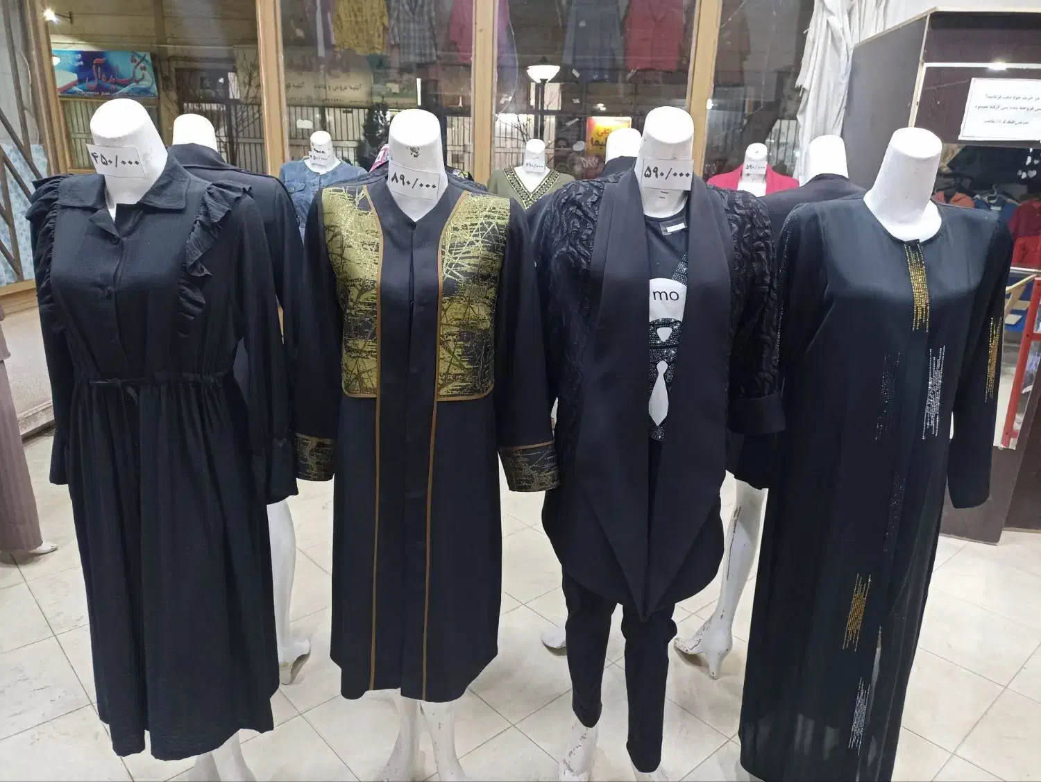 فروشلباسهاوکلیهوسایلپوشاکزنانهیکجابصورتکلی|لباس|قائن, |دیوار