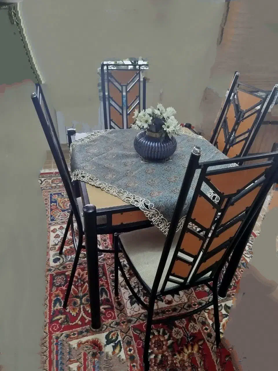 میز نهارخوری ۴ نفره|میز و صندلی غذاخوری|لنگرود, |دیوار