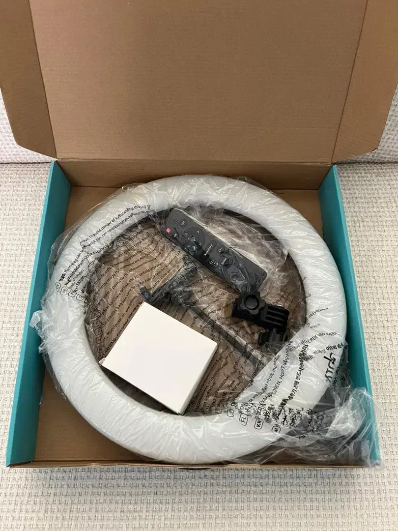 رینگ لایت|دوربین عکاسی و فیلم‌برداری|مشهد, عامل|دیوار