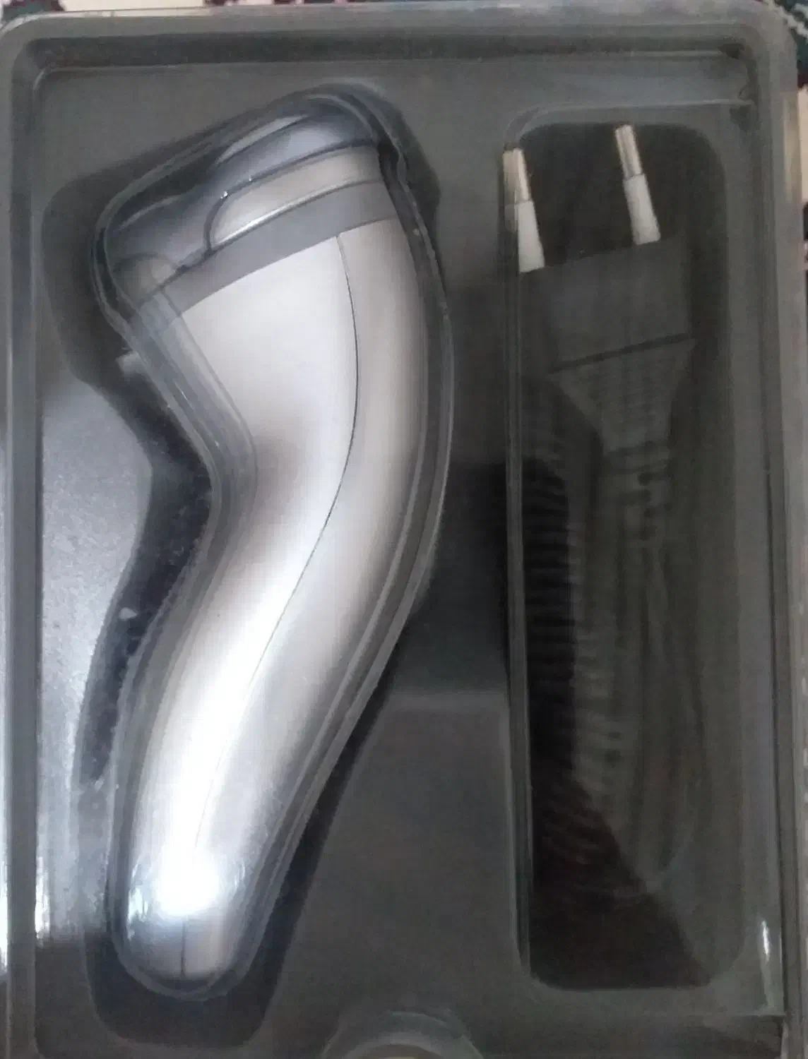 ریش تراش شارژی|آرایشی، بهداشتی، درمانی|لاهیجان, کوی خزر|دیوار