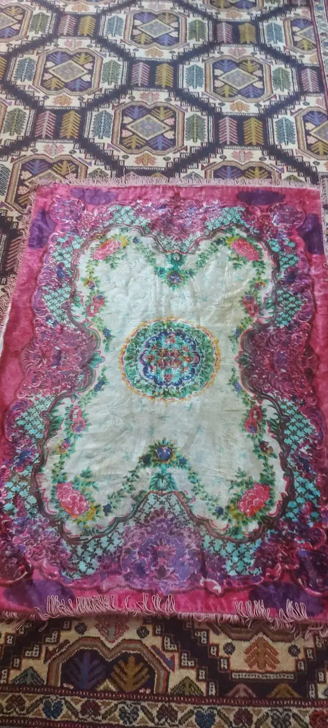 رومیزی قدیمی و تمیز|پرده، رانر، رومیزی|شاهرود, |دیوار