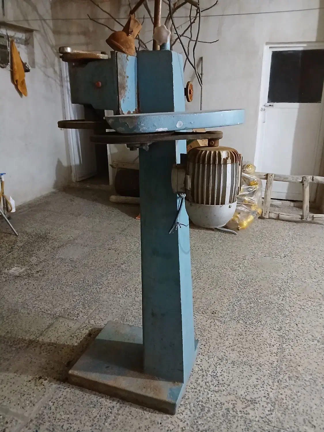 دستگاه اره تیز کن|ماشین‌آلات صنعتی|اقبالیه, |دیوار