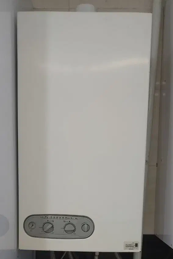 خرید و فروش انواع پکیج نو و دست دوم|آبگرمکن، پکیج، شوفاژ|اصفهان, شاه پسند|دیوار