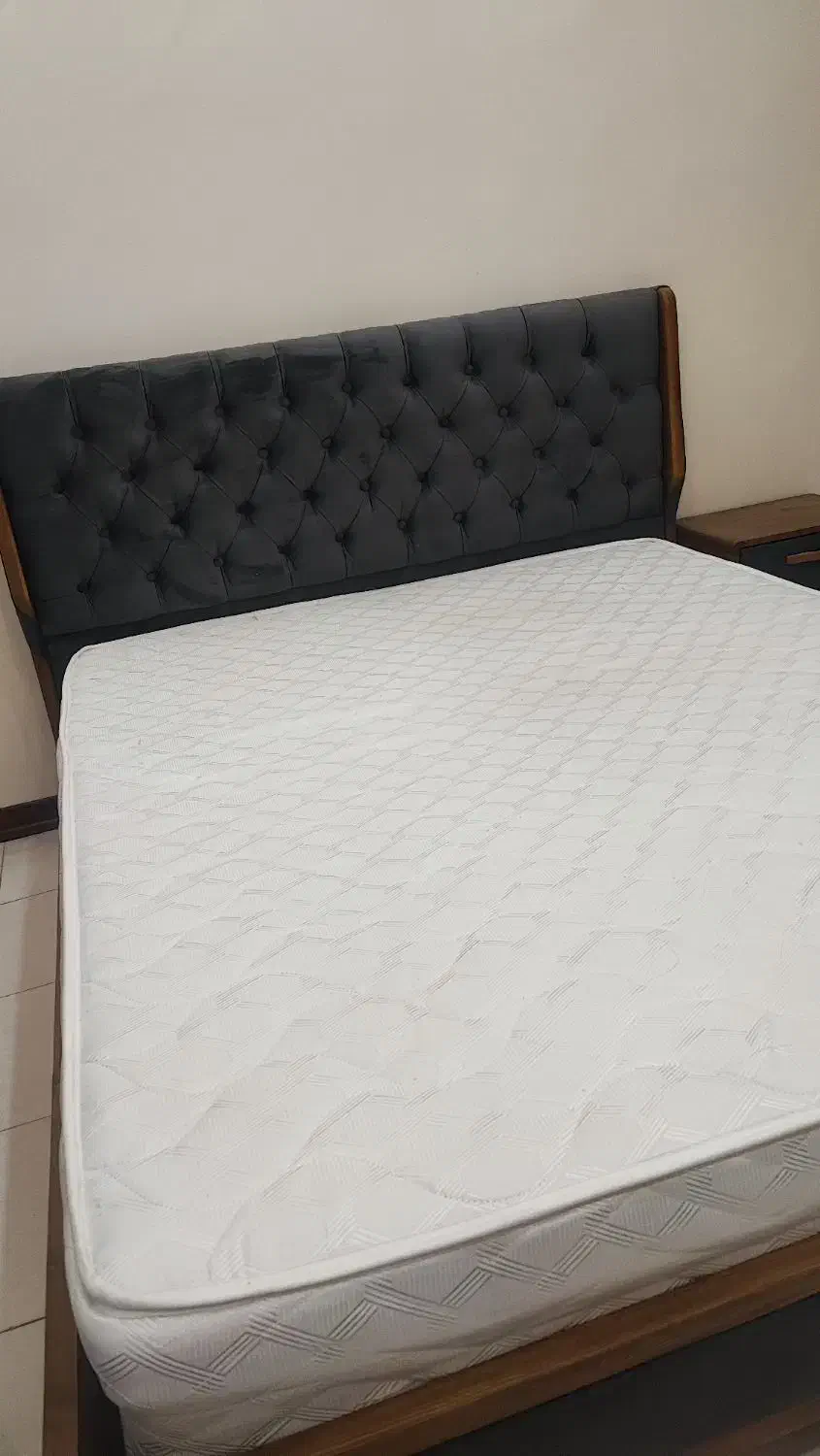 سرویس خواب میز توالت در حد نو|تخت و سرویس خواب|تهران, جوادیه تهرانپارس|دیوار