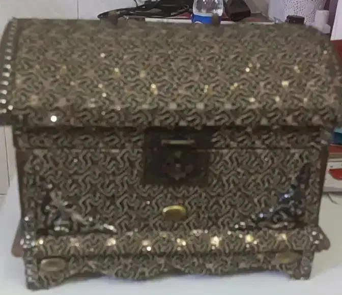 وسایل|اسباب و اثاث بچه|شیراز, تندگویان|دیوار