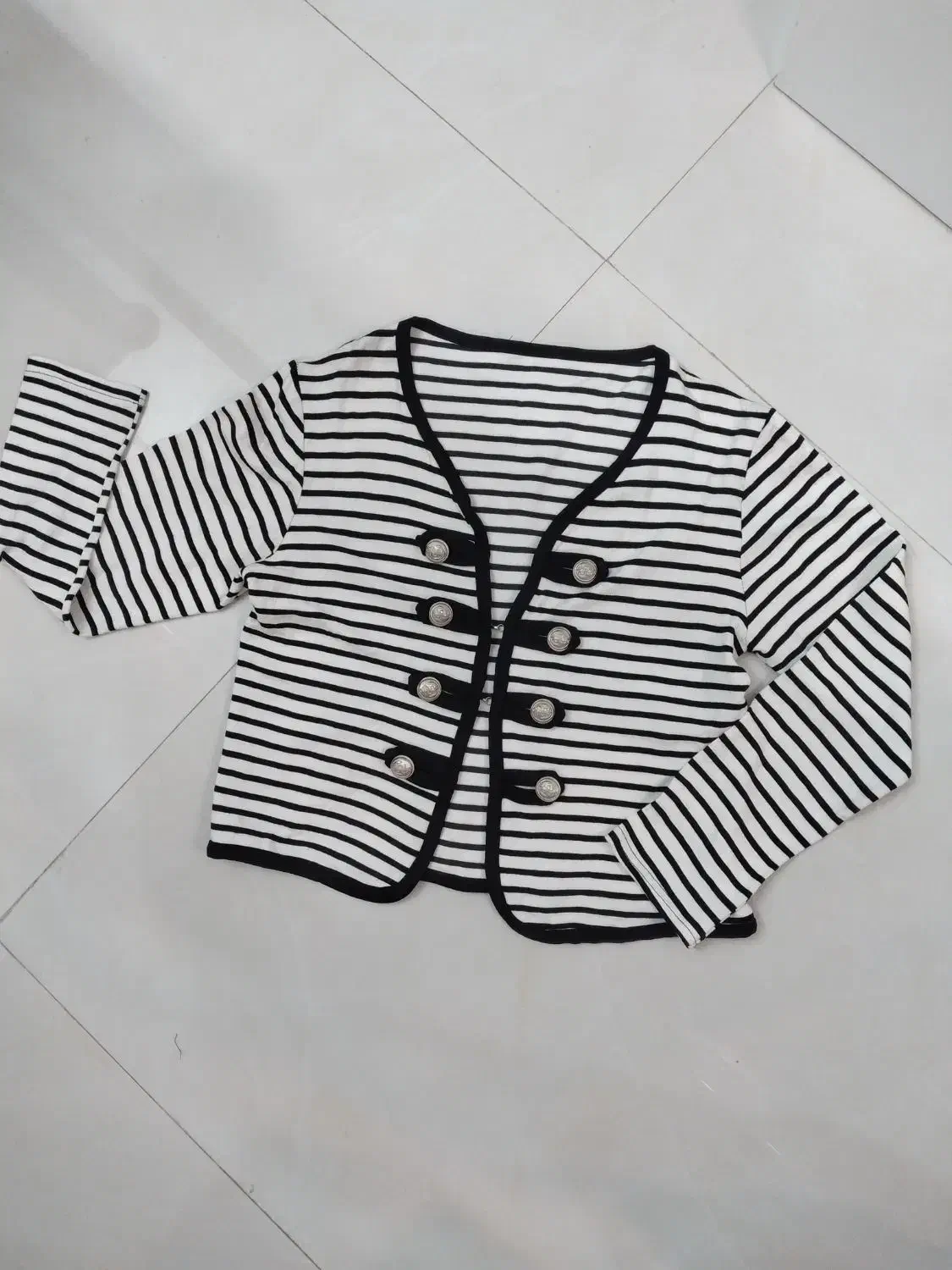 اورال (سرهمی)|لباس|مشهد, سجاد شهر|دیوار