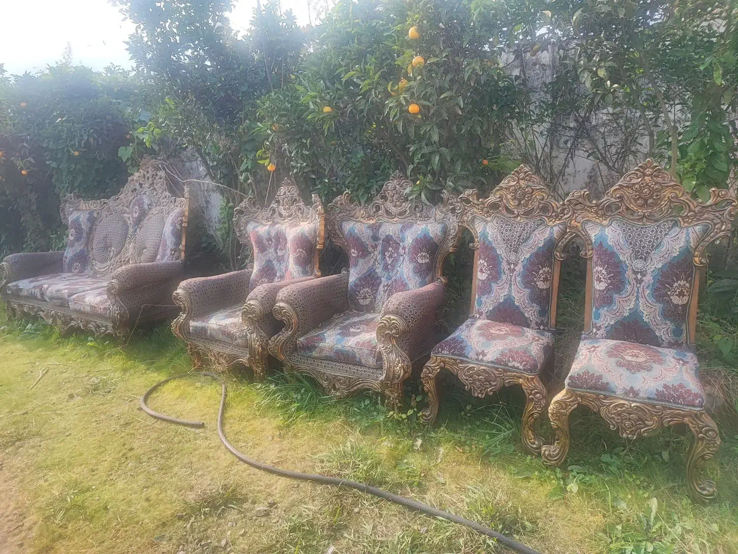 مبل|مبلمان خانگی و میز عسلی|واجارگاه, |دیوار