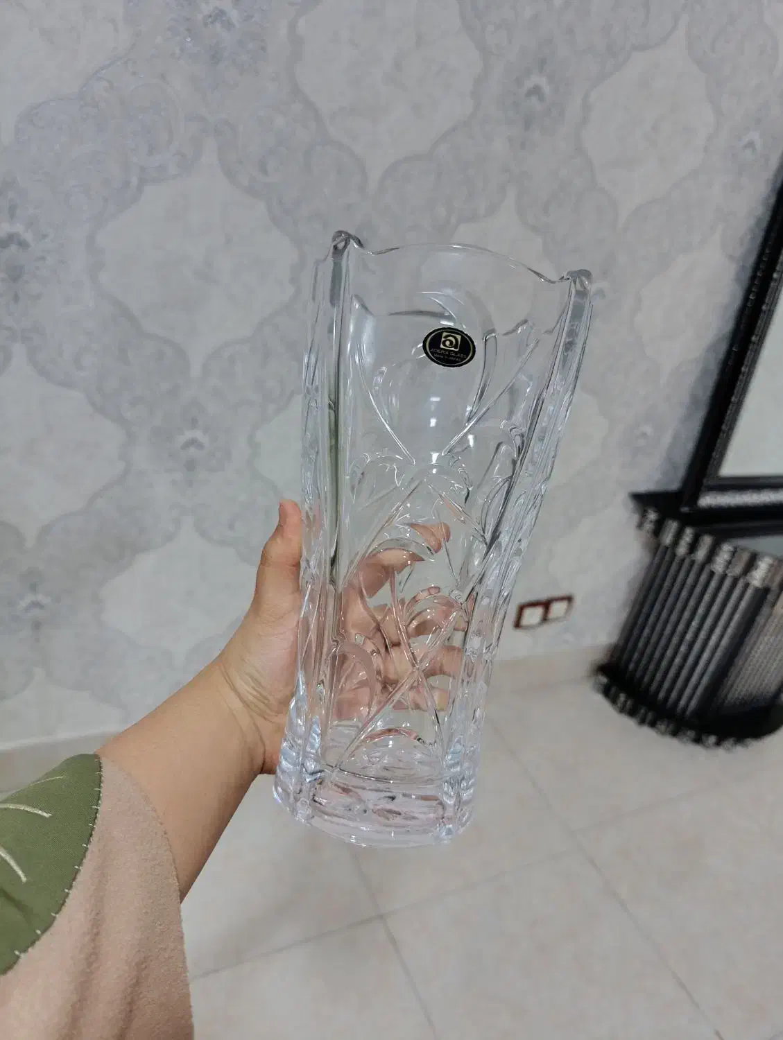 ایینه،گلدان،دیوارکوب پروانه|بوفه، ویترین، کنسول|ارومیه, |دیوار