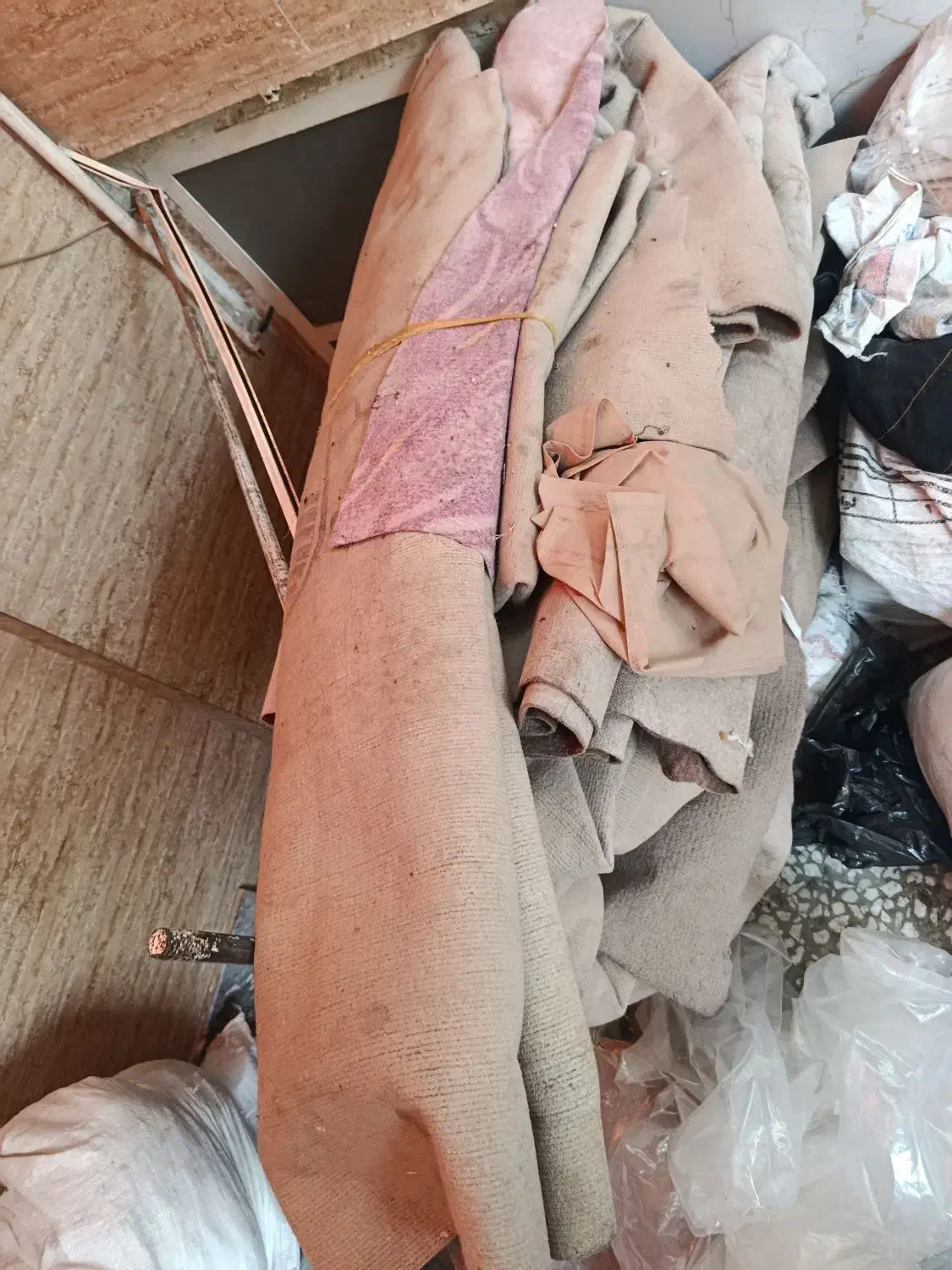 موکت وسنگ کابینت|موکت|قم, ولیعصر|دیوار