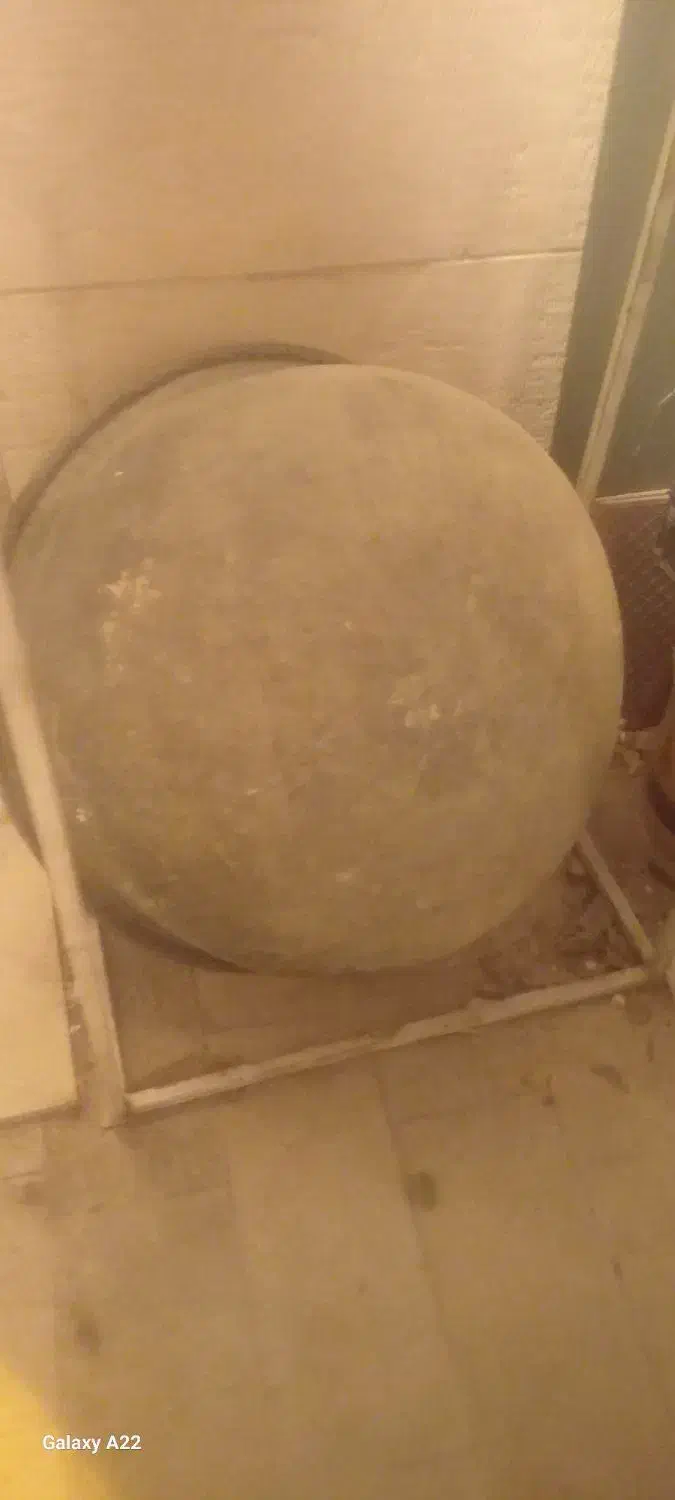 تیون یا پاتیل بزرگ قدیمی|کلکسیون اشیاء عتیقه|محلات, |دیوار