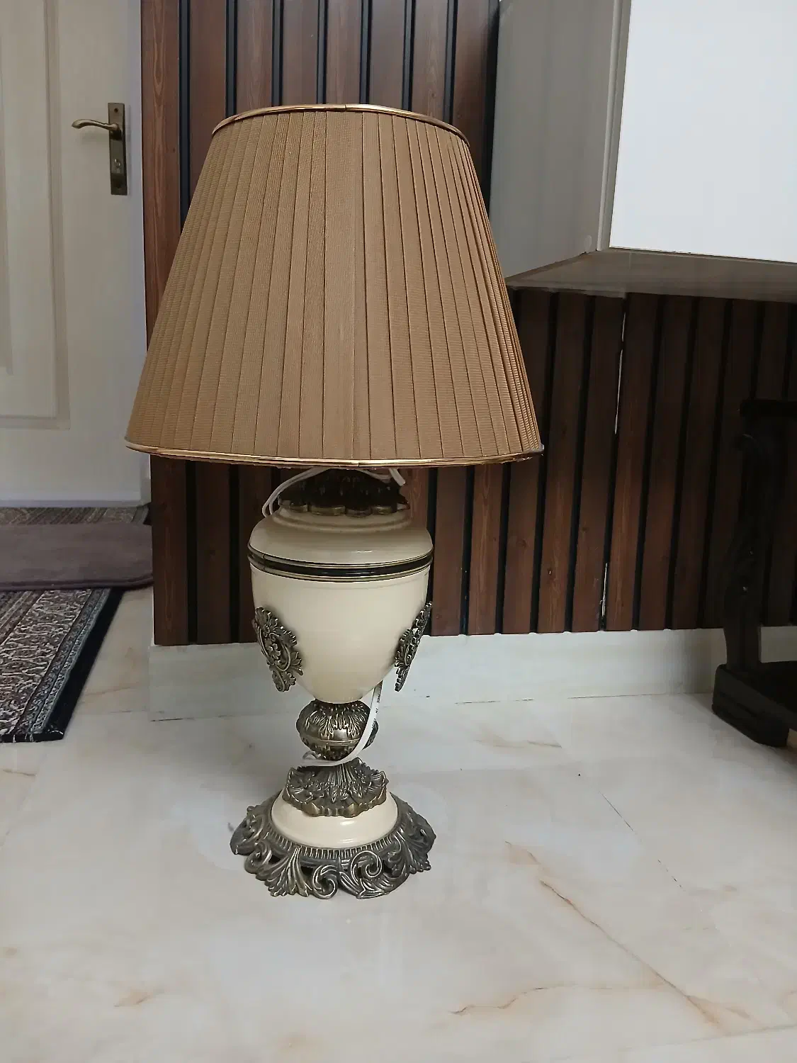 آباژور|چراغ خواب و آباژور|تبریز, |دیوار