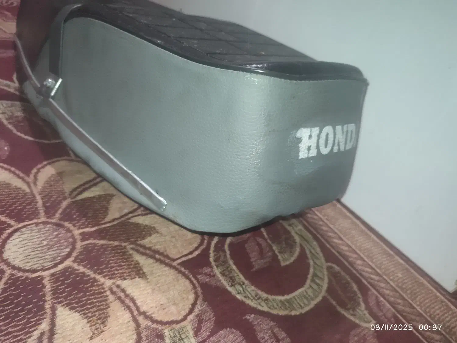 زین موتور سیکلت هندا۱۲۵|قطعات یدکی و لوازم جانبی|بندرلنگه, |دیوار