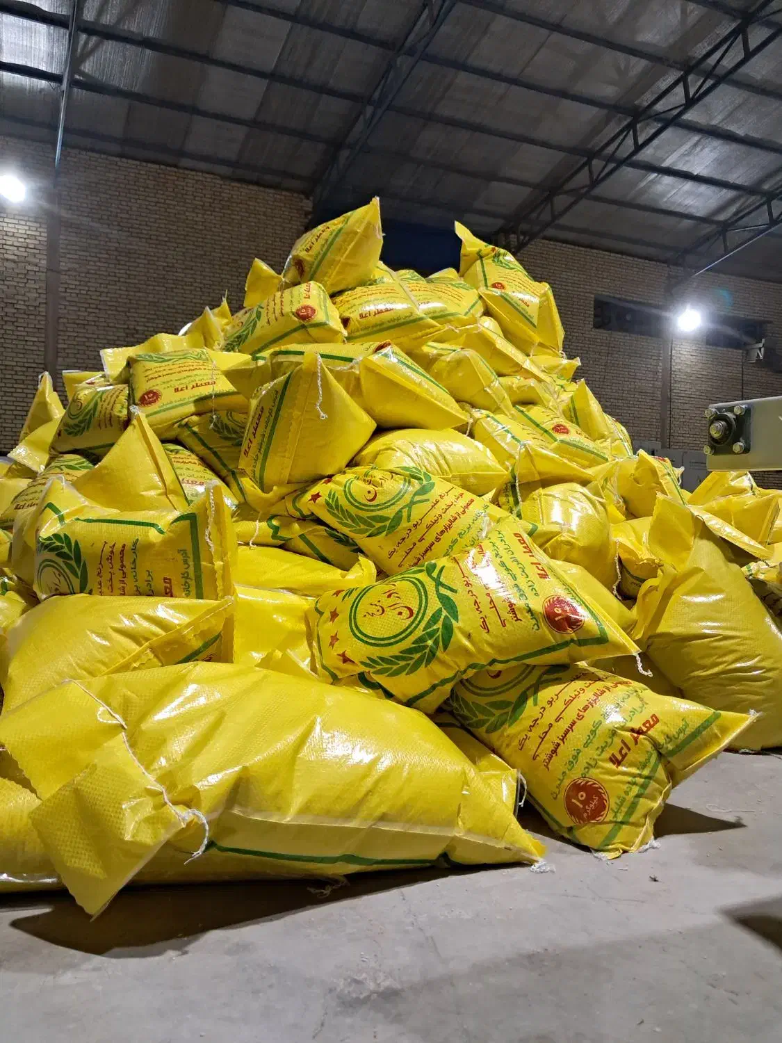 فروش انواع برنج عنبربو درجه یک|خوردنی و آشامیدنی|مشهد, بهشت|دیوار