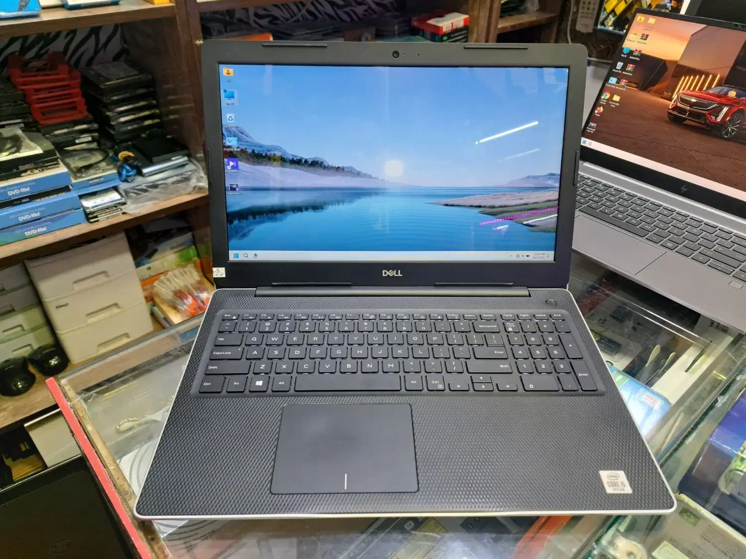 DELL 3593 نسل ۱۰ با رم ۱۲ و حافظه ۵۱۲ اس اس دی|رایانه همراه|کرمانشاه, |دیوار