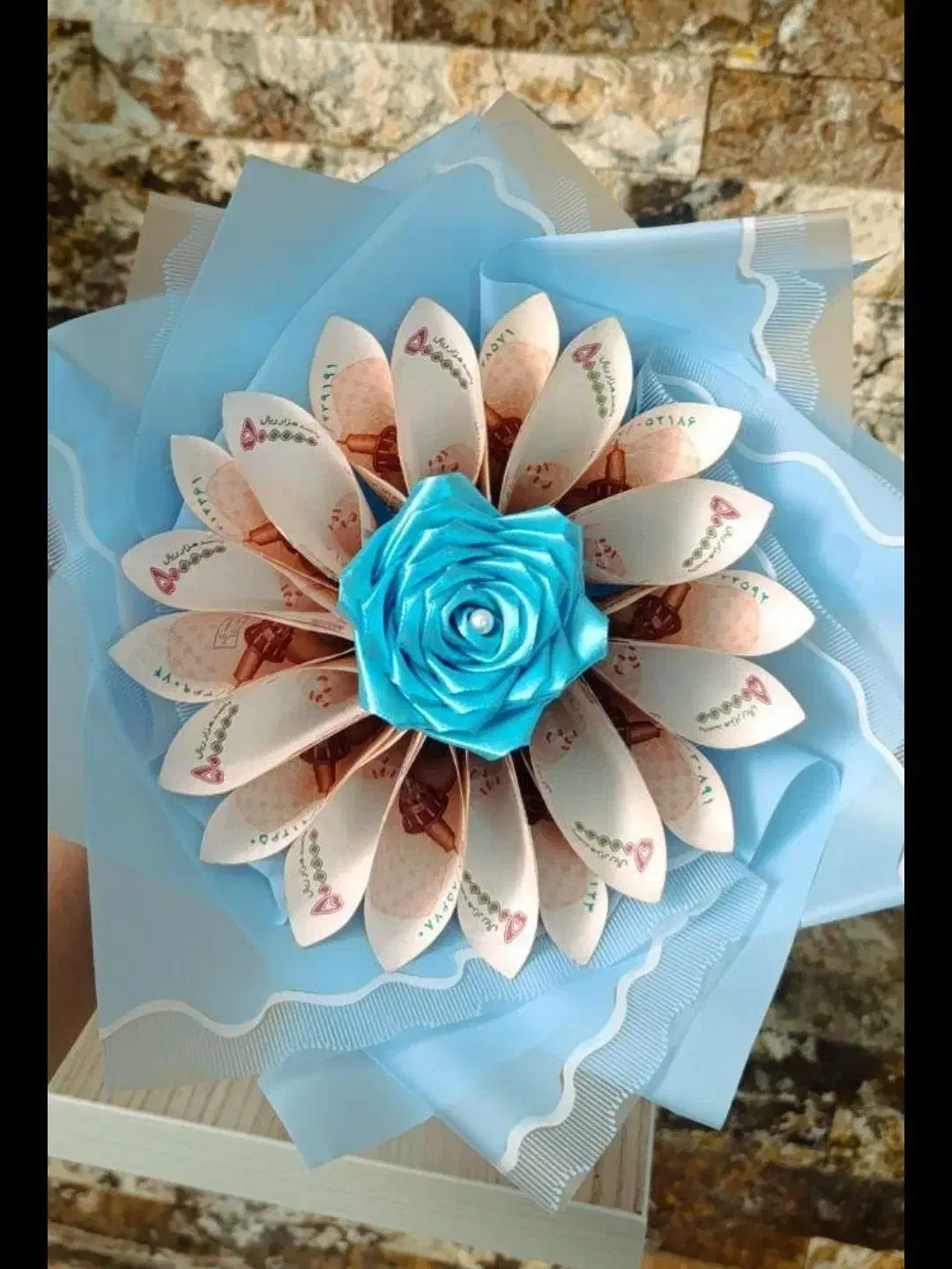 انواع دسته گل کادویی یلدا|گل و گیاه طبیعی|ملایر, |دیوار