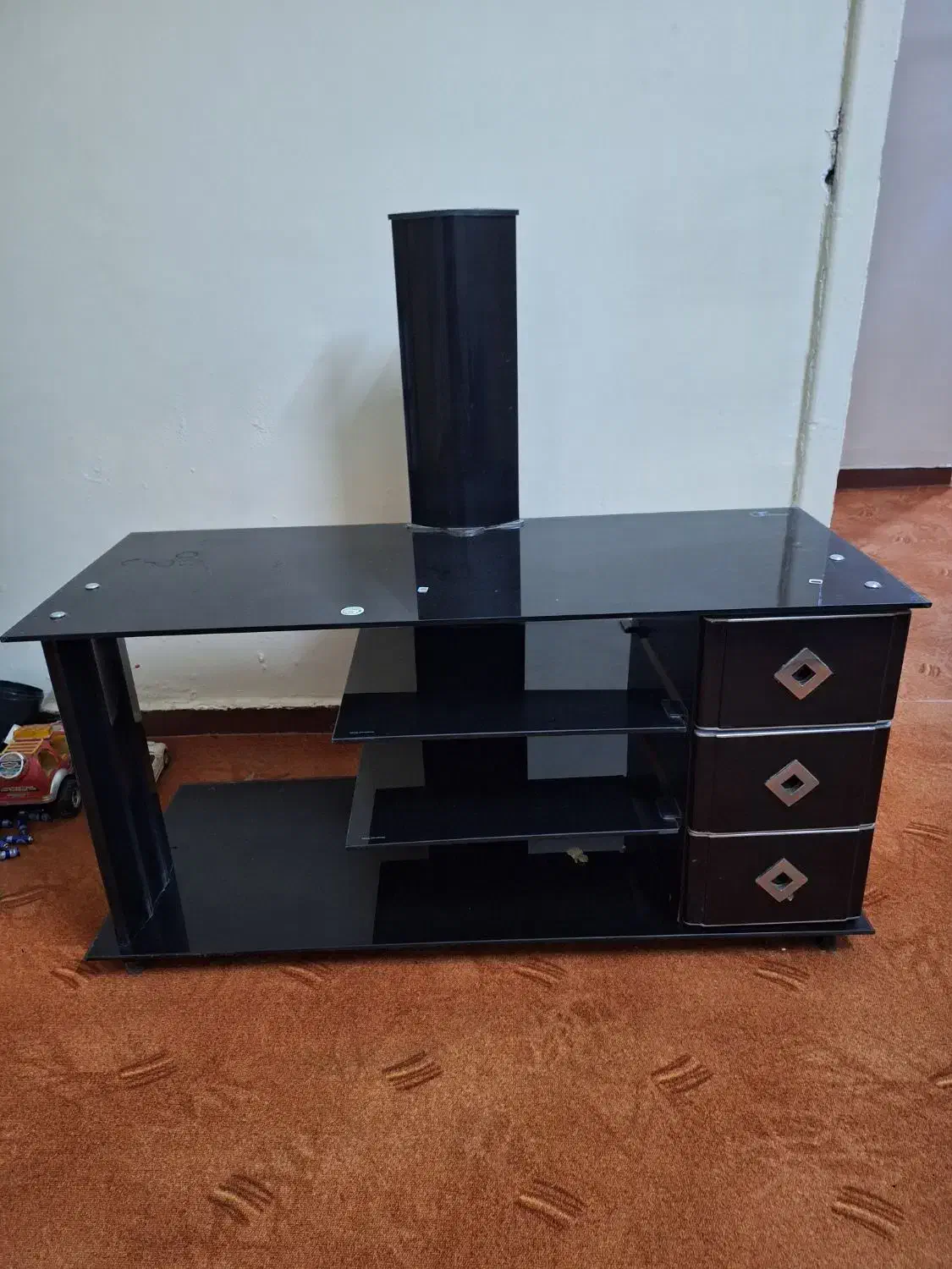 دو عدد زیر تلویزیونی تمیز|میز تلویزیون|امیدیه, |دیوار