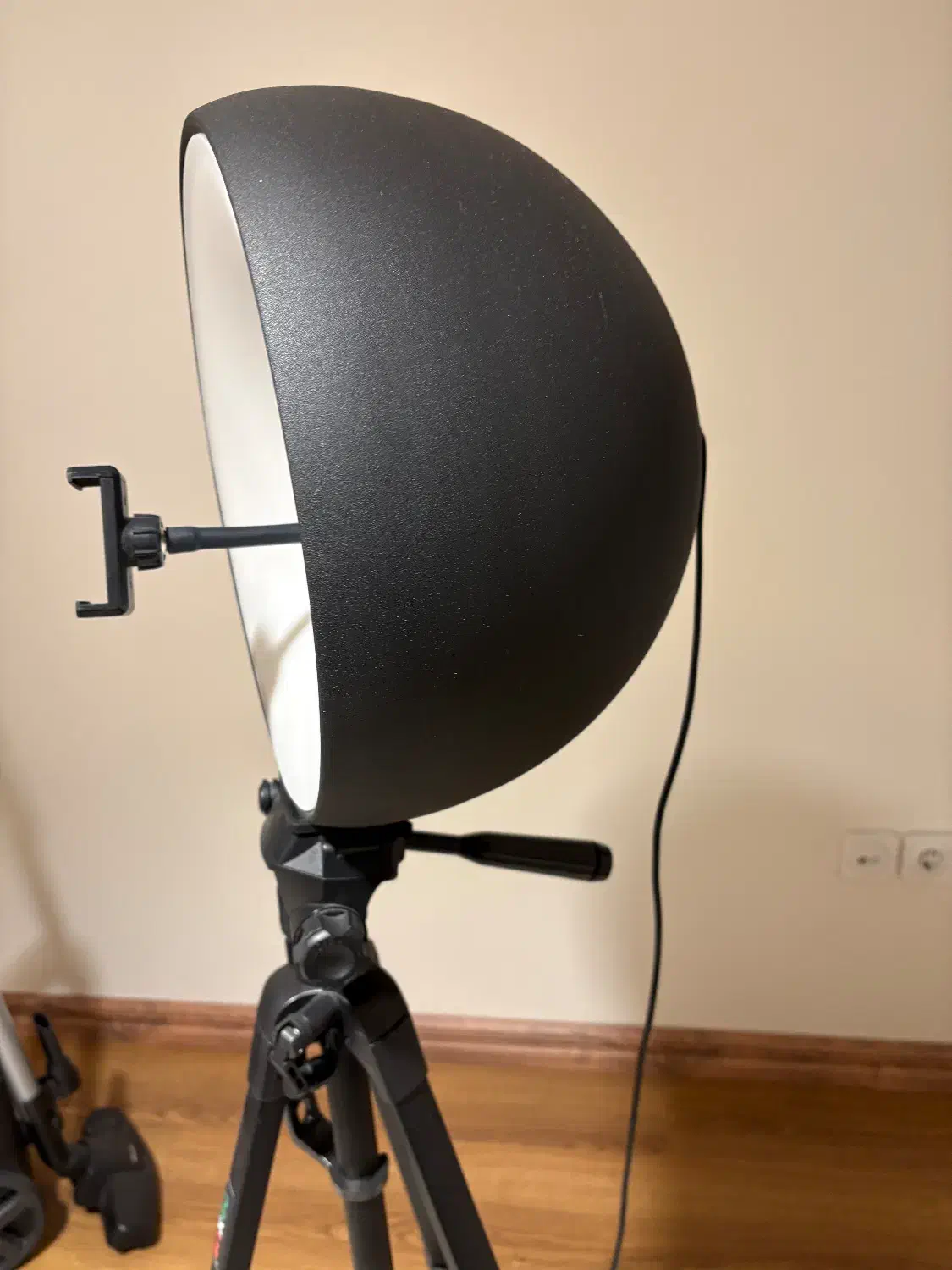 رینگ لایت نکسوس|دوربین عکاسی و فیلم‌برداری|تهران, ستارخان|دیوار