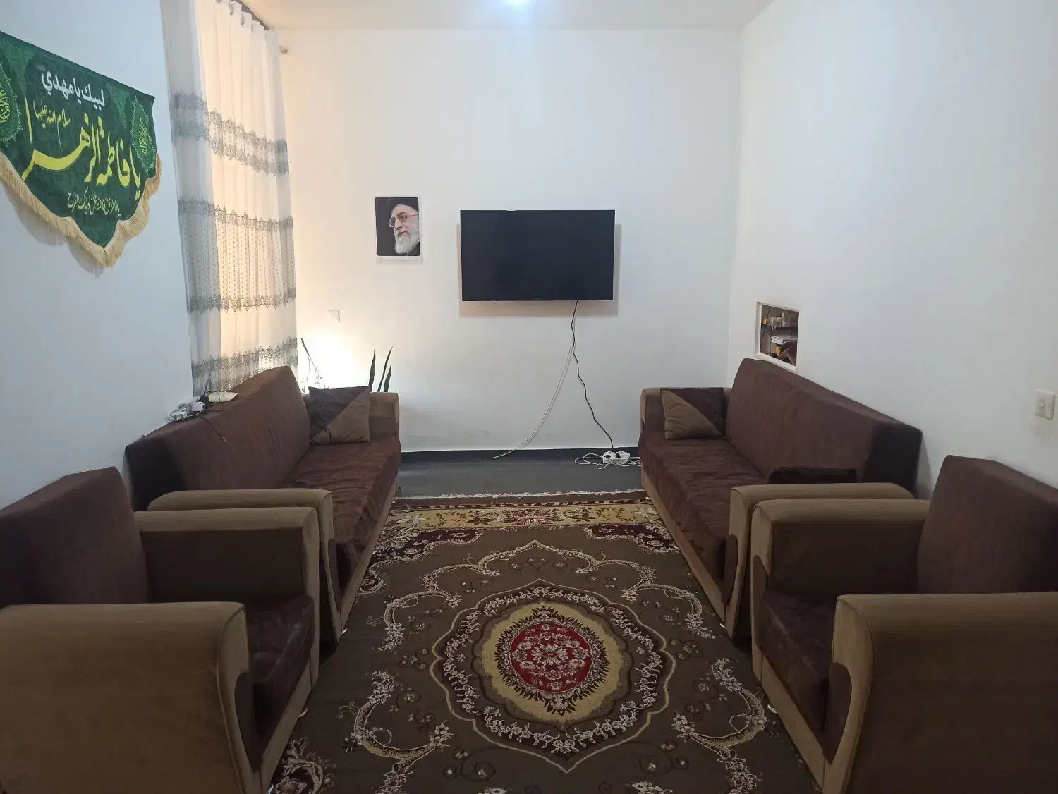 مبل ده نفره تختخواب شو نیازمند تعمیر|مبلمان خانگی و میز عسلی|بندرعباس, |دیوار