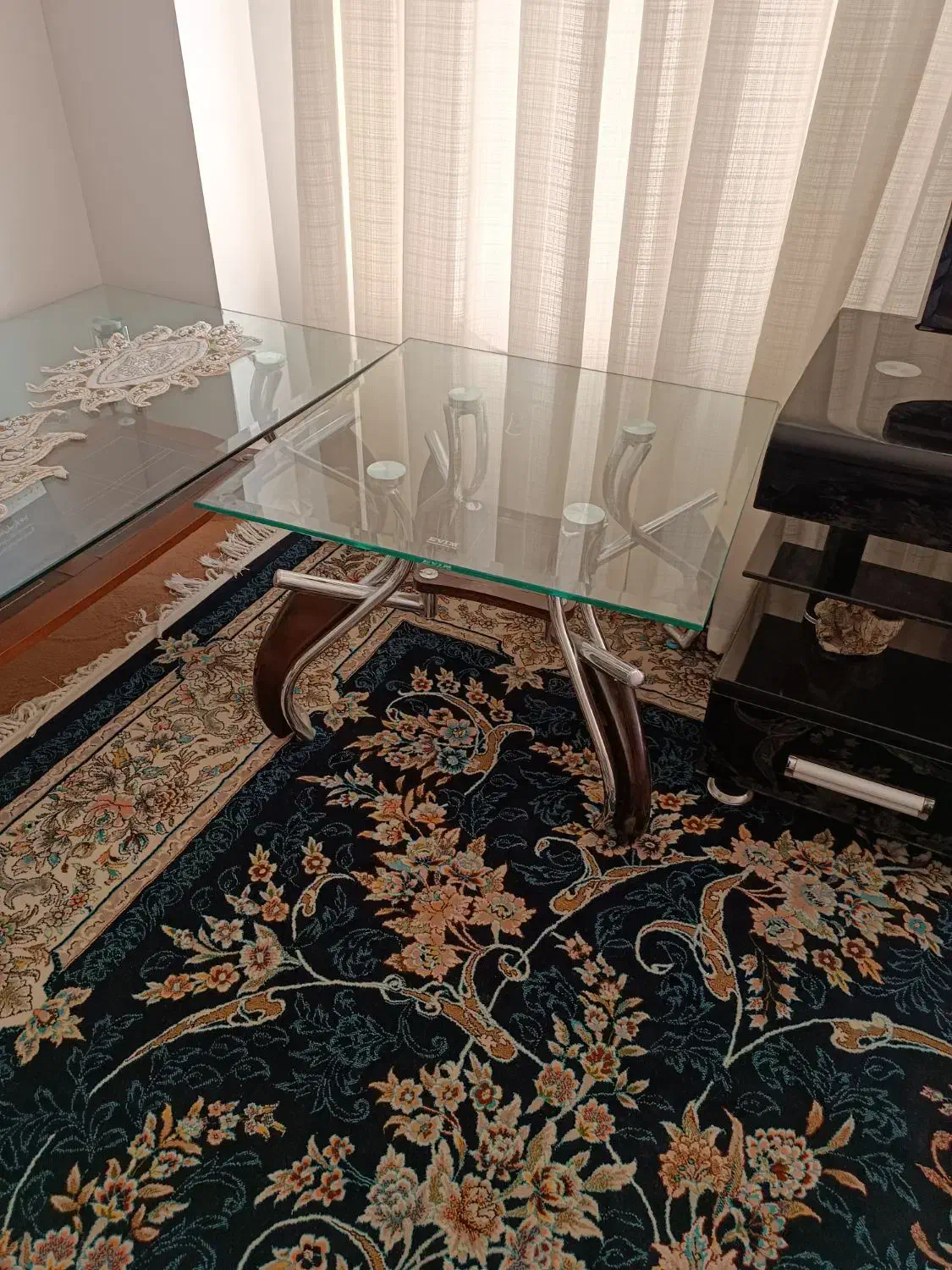 جلو مبلی دوتیکه شیشه|مبلمان خانگی و میز عسلی|سیرجان, |دیوار