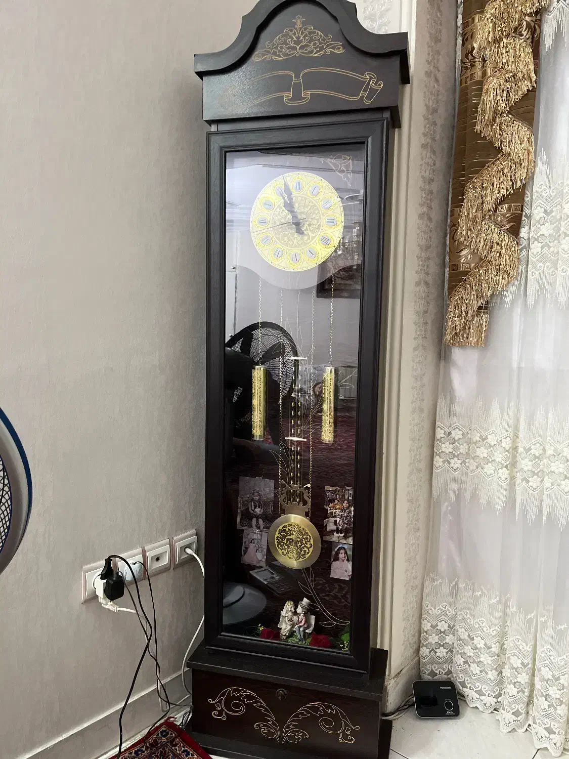 ساعت زمینی در حد نو|ساعت دیواری و تزئینی|تهران, منیریه|دیوار