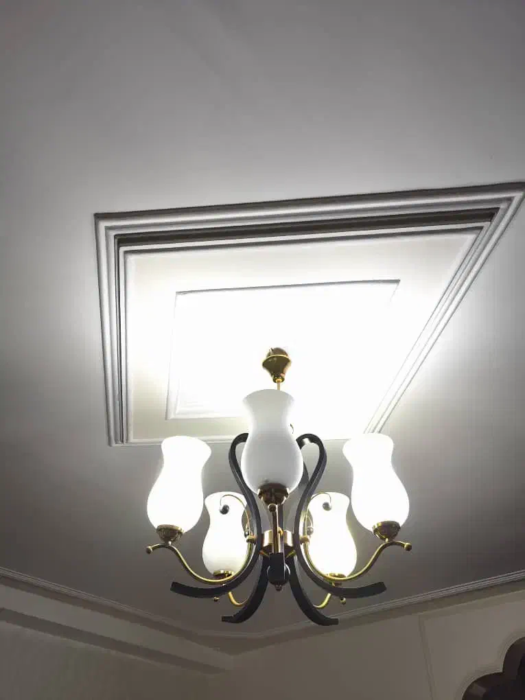 لوستر|لوستر و چراغ آویز|نظرآباد, نظرآباد|دیوار