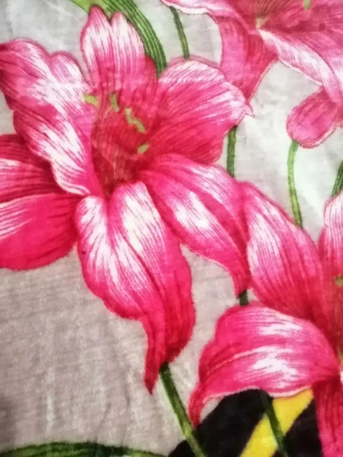 پتو یه نفره|رختخواب، بالش، پتو|ساوه, |دیوار