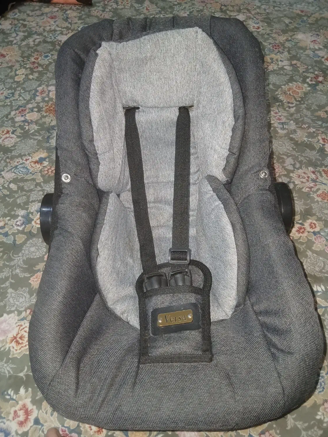 کریر نوزاد|اسباب و اثاث بچه|شیراز, شهرک صدا و سیما|دیوار