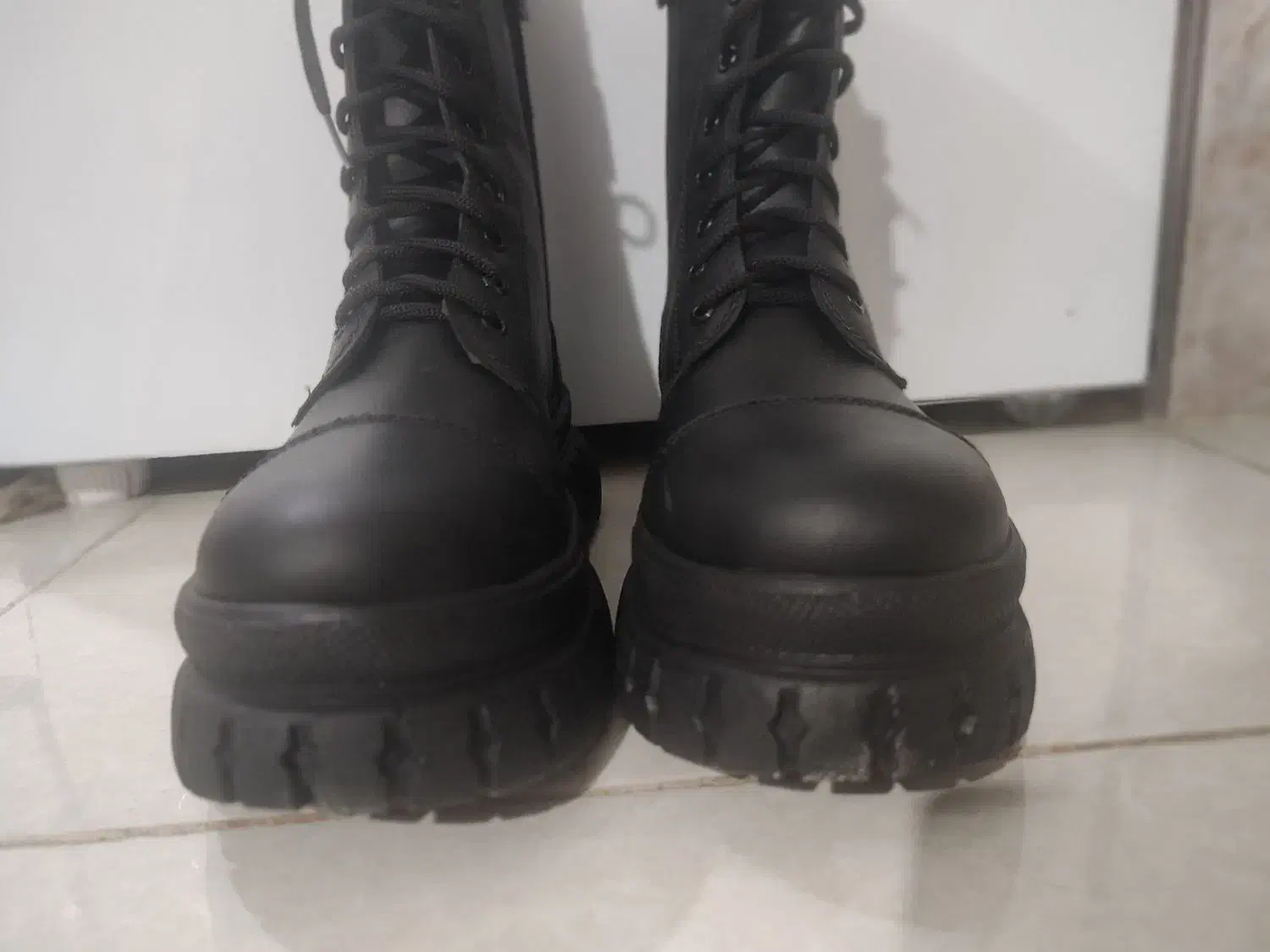 بوت نونونو|کیف، کفش، کمربند|بروجرد, |دیوار