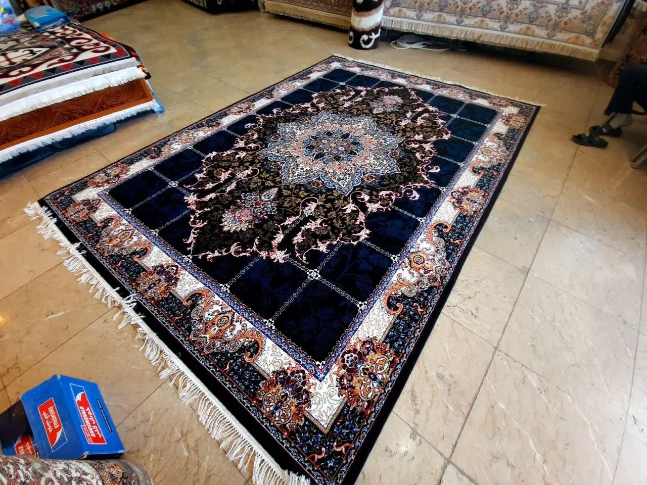 فرش ترنم سرمه ای آبی ۱۲ متری هراجی مشهد|فرش|گناباد, |دیوار