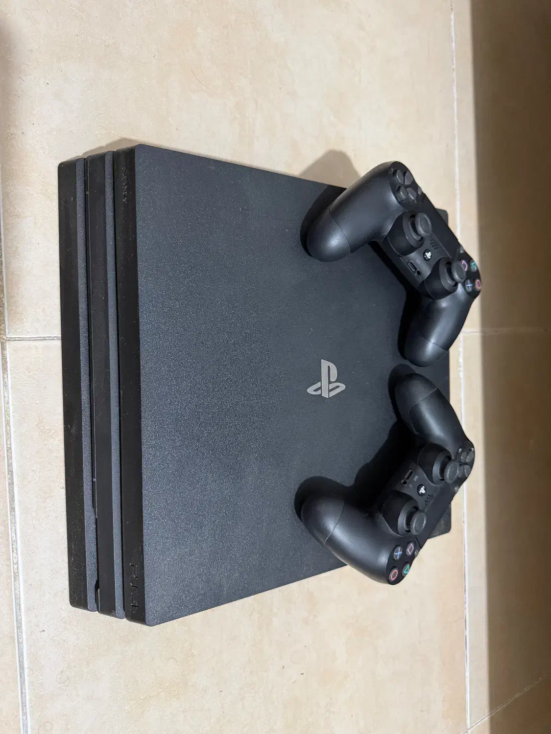 Ps4 pro|کنسول، بازی ویدئویی و آنلاین|کیش, |دیوار